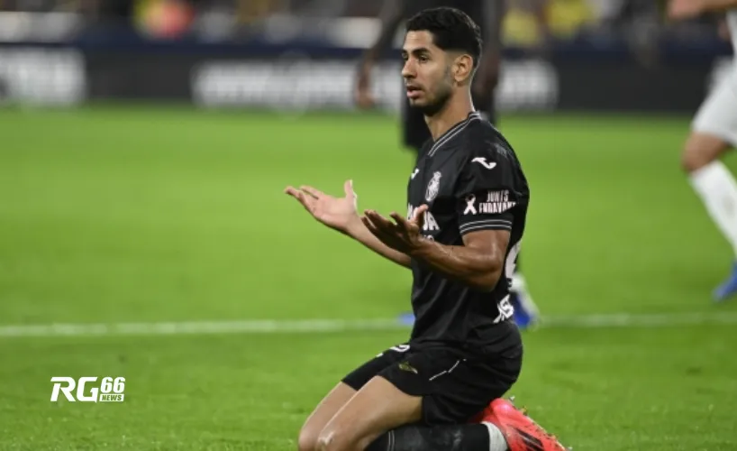 Phản ứng của Ayoze Pérez trong trận La Liga giữa Villarreal và Deportivo Alavés ngày 9/11/2024