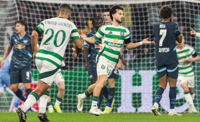 Kühn lập cú đúp giúp Celtic giành chiến thắng