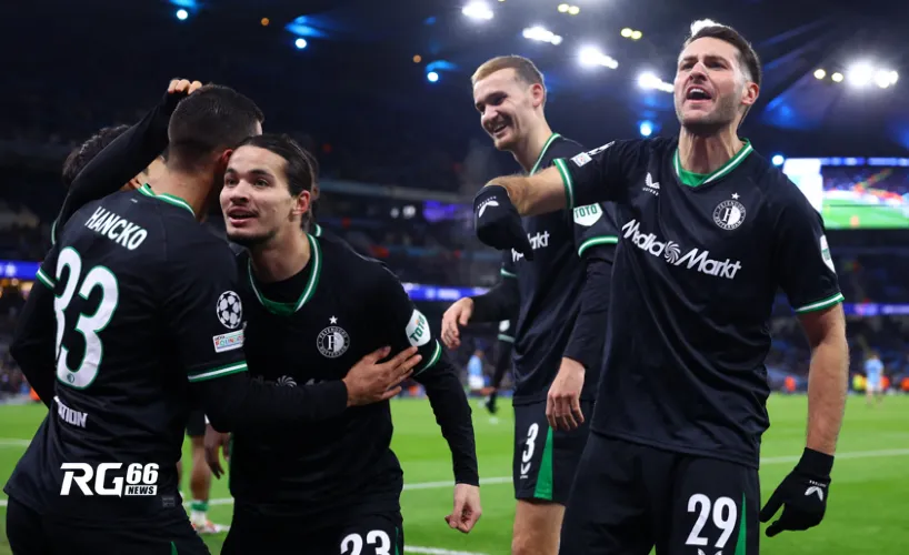 Feyenoord tạo nên bất ngờ từ thế bị dẫn ba bàn
