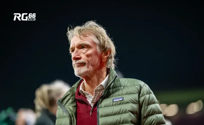 Sir Jim Ratcliffe đã mua 25% cổ phần của Manchester United trong năm nay
