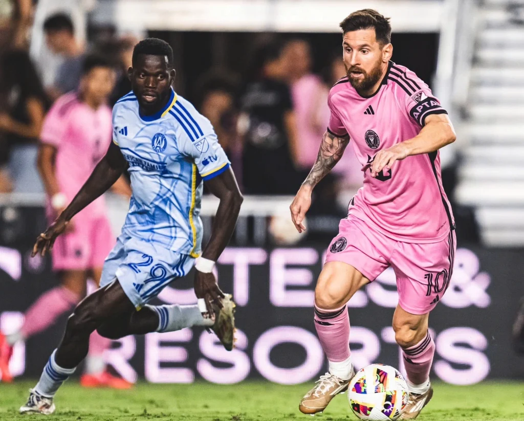 Sức hút của Messi (phải) mang đến cho MLS tầm ảnh hưởng lớn tại nước Mỹ