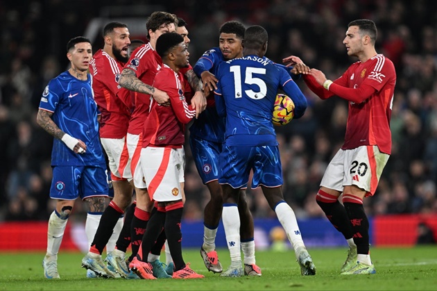 man utd đấu với chelsea