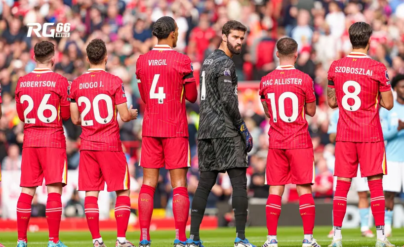 Alisson xuất sắc sau chấn thương 2019-20, nhưng vắng mặt vài trận mùa này.