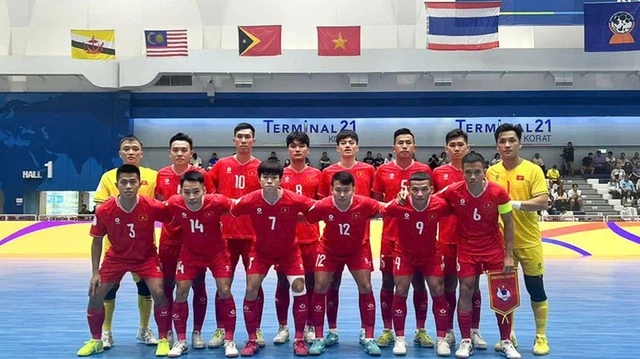 Đội tuyển futsal Việt Nam đoạt ngôi nhì