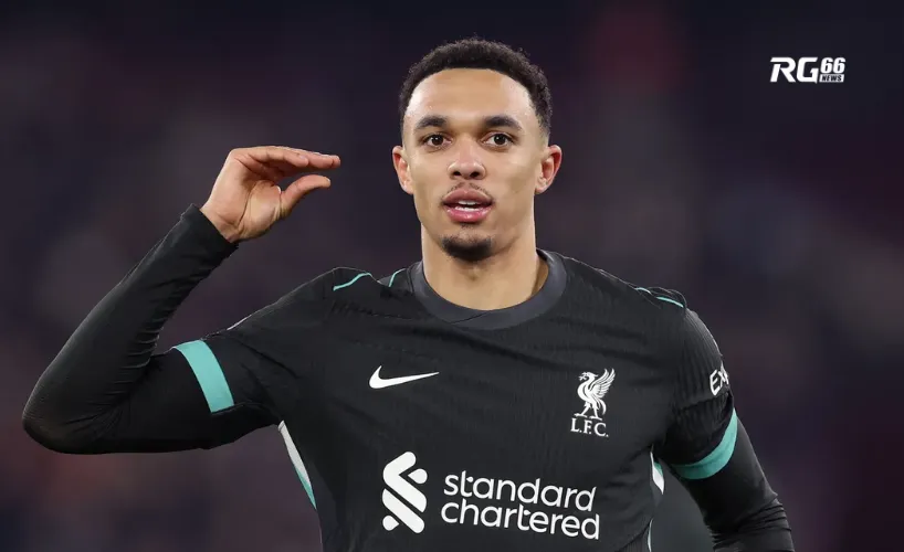 Slot đánh giá cao Salah và Alexander-Arnold