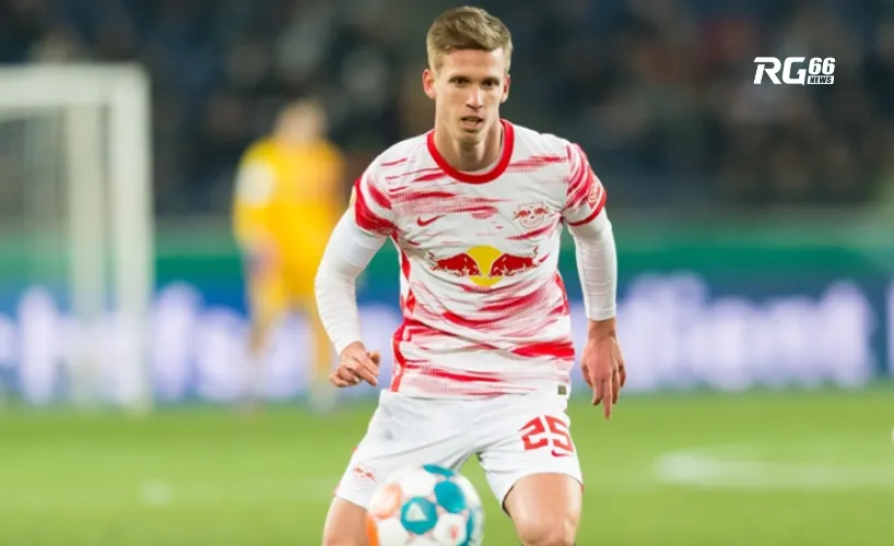 Olmo được chiêu mộ từ RB Leipzig với giá 60 triệu euro nhưng chỉ được đăng ký giai đoạn đầu mùa giải