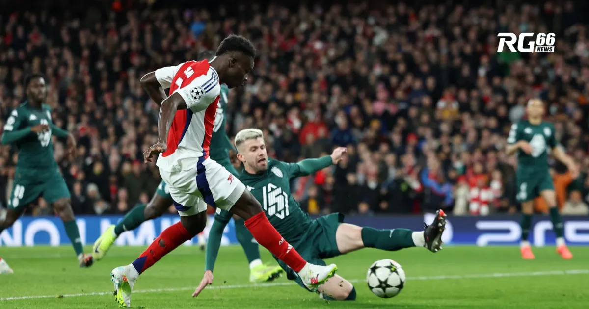 Saka tỏa sáng, Arsenal đánh bại Monaco nâng cao hy vọng