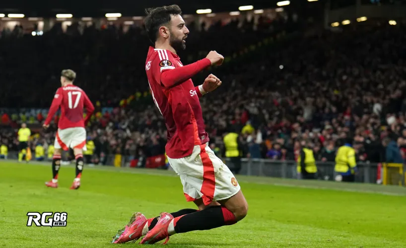 Bruno Fernandes chúc mừng chiến thắng của Man Utd