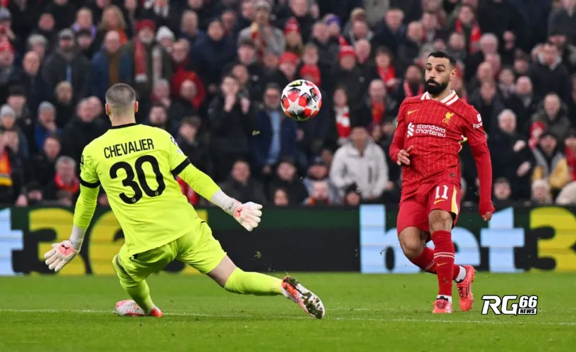 Salah ghi bàn thắng thứ 5  tại đấu trường châu Âu cho Liverpool