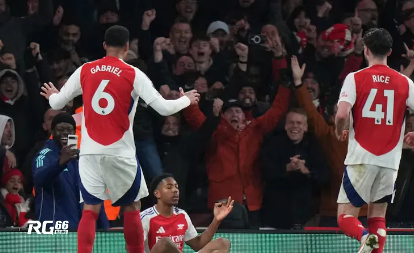 Lewis-Skelly, Gabriel và cuộc đối đầu cá nhân với Man City