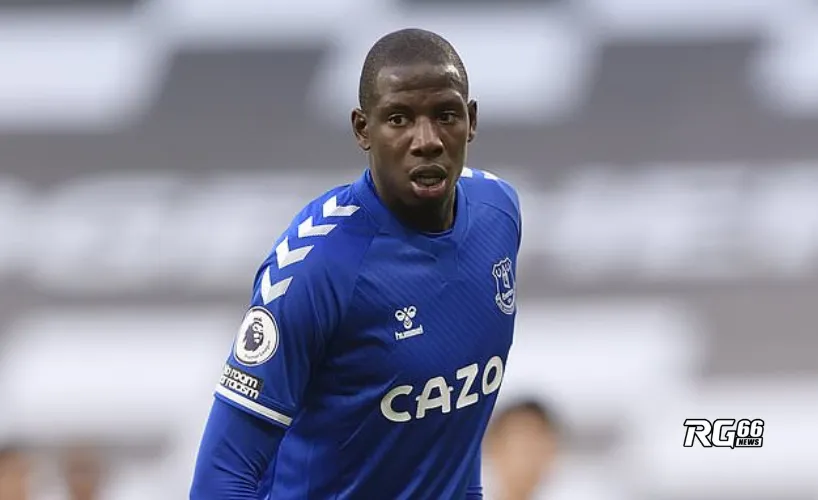 Doucoure có thể chia tay Everton trong đợt "thanh lọc" trong hè này