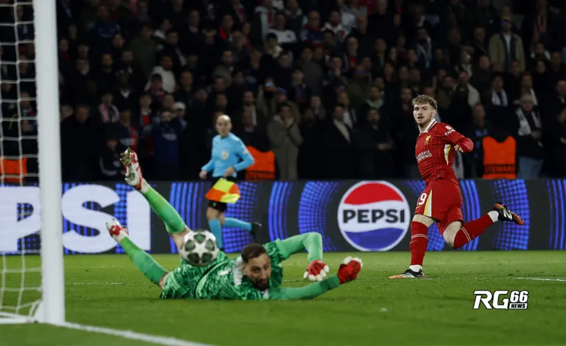 Elliott ghi bàn quyết định, Liverpool giành chiến thắng sít sao trước PSG