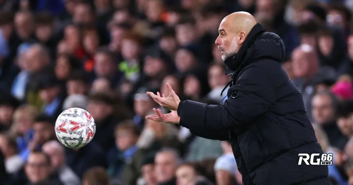 Guardiola phàn nàn về bóng FA Cup sau trận thắng Plymouth