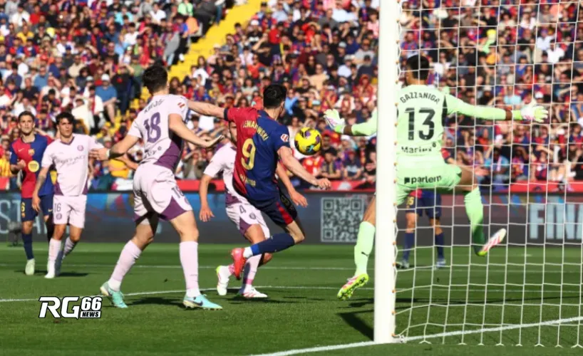 Lewandowski ghi bàn thắng thứ 2 cho Barca