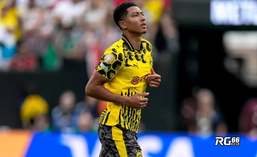 Jobe Bellingham ra mắt Dortmund 