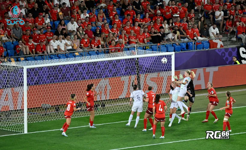 Ada Hegerberg đánh đầu ghi bàn gỡ hoà cho Na Uy